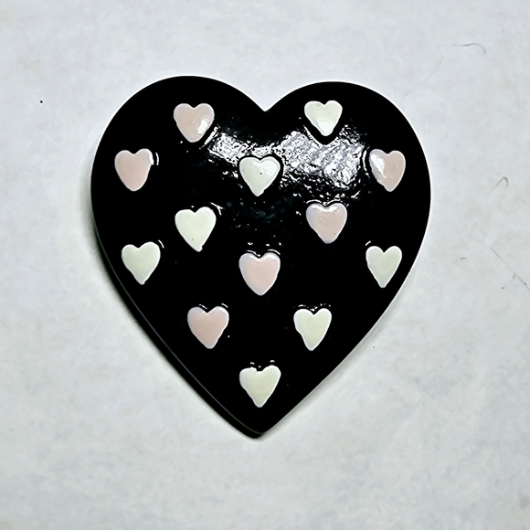 Cute retro 80s heart studded heart black with soft colors brooch - Picture 3 of 6